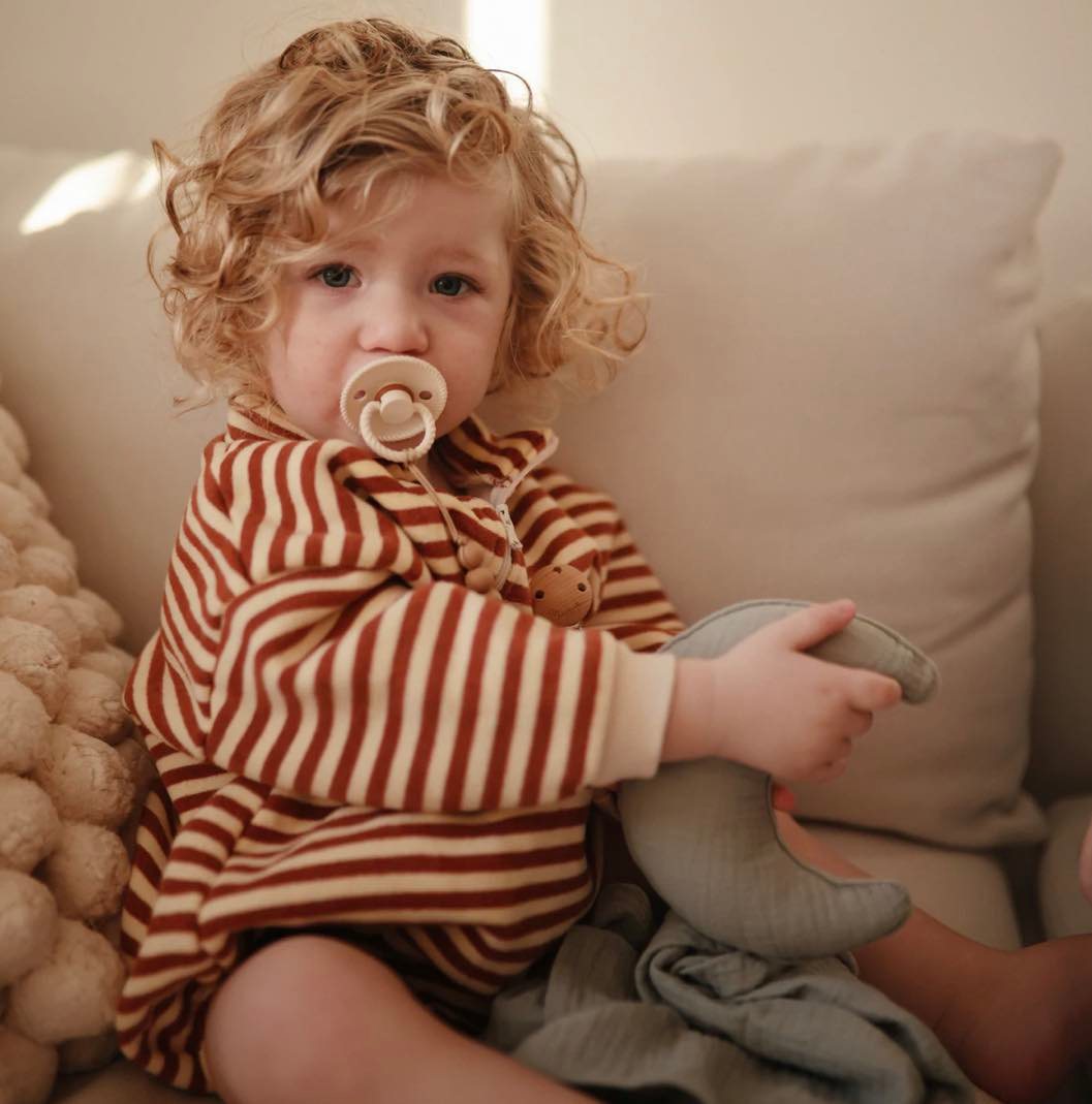 Frigg Rope Silicone Baby Pacifier 6M-18M, 1Pack, Croissant - Size 2 - Laadlee