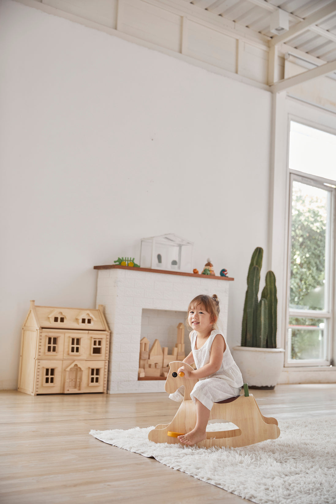 PlanToys Palomino in Modern Rustic Color - Laadlee