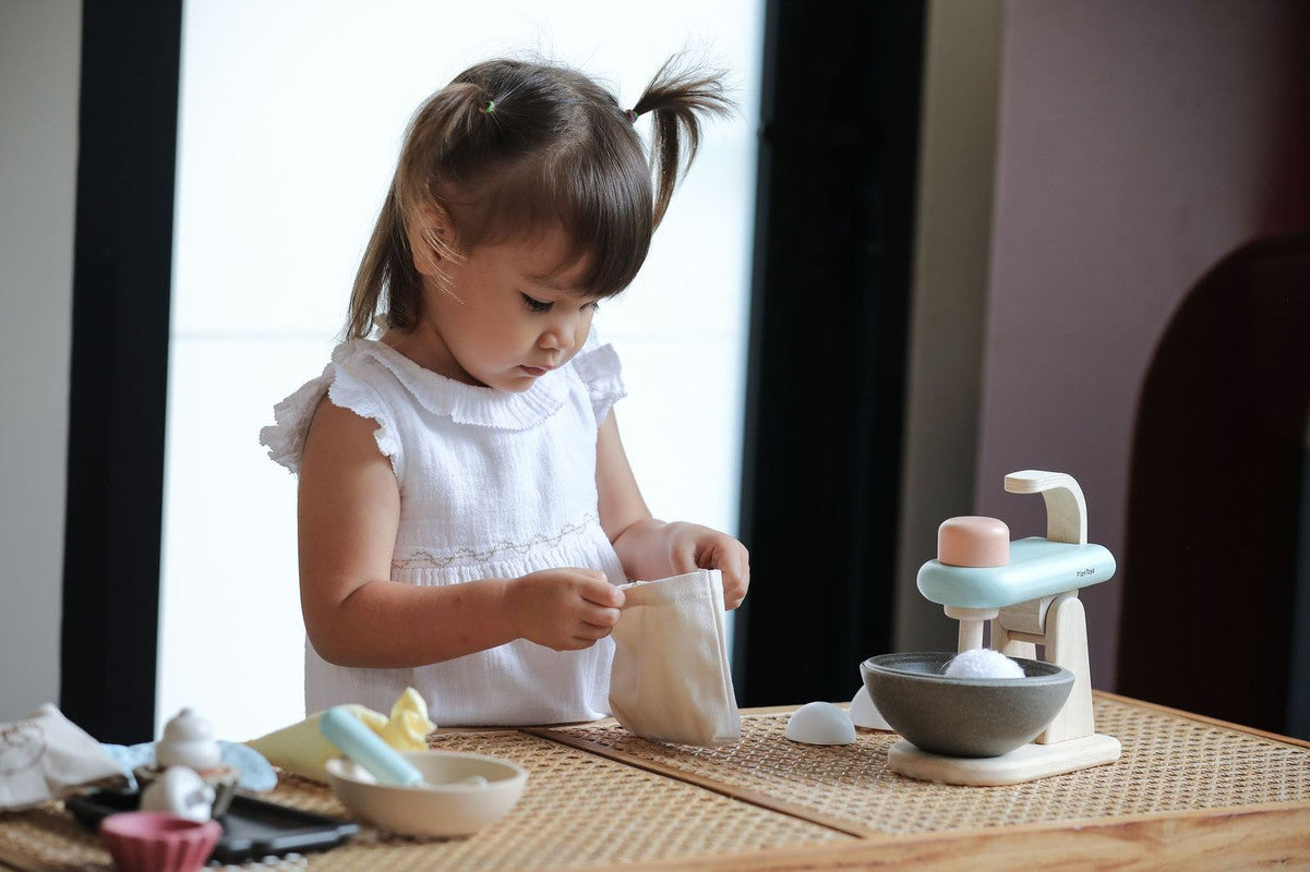 PlanToys Stand Mixer Set - Laadlee