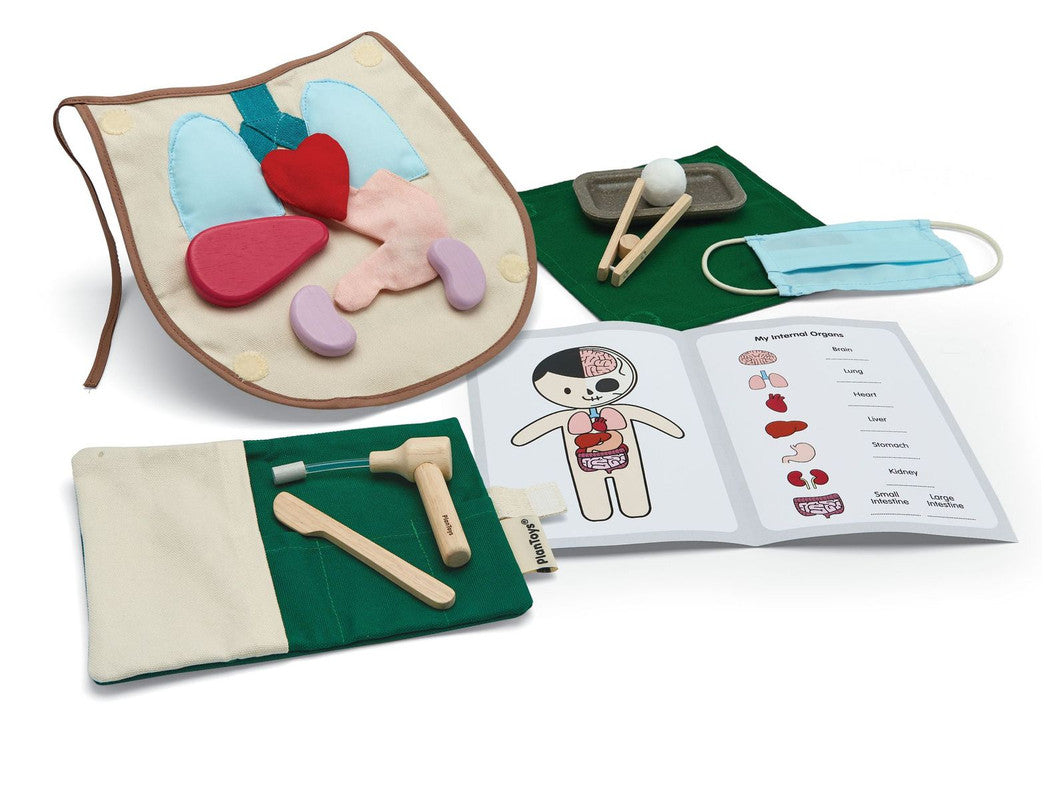 PlanToys Surgeon Play Set - Laadlee