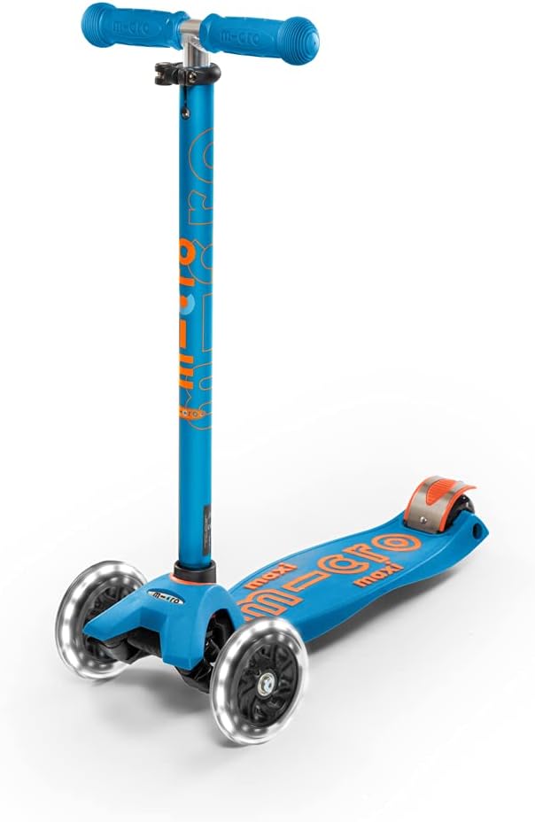 Micro Maxi Deluxe Scooter with LED - Caribbean Blue - Laadlee