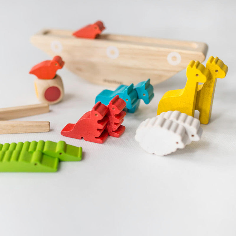 PlanToys Balancing Boat - Laadlee