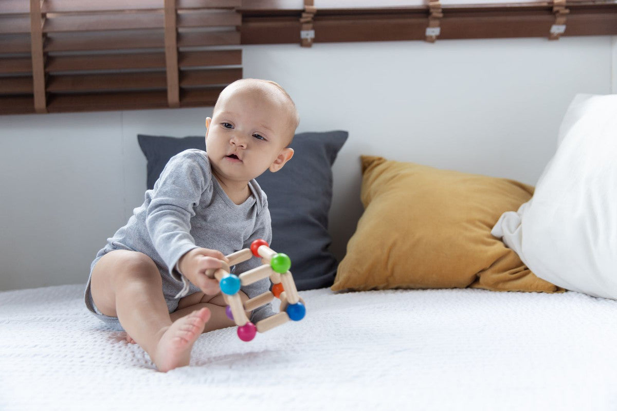 PlanToys Square Clutching Toy - Laadlee