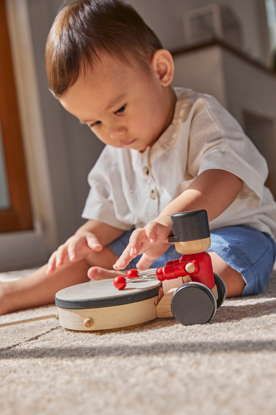 PlanToys Pull Along Drummer - Laadlee