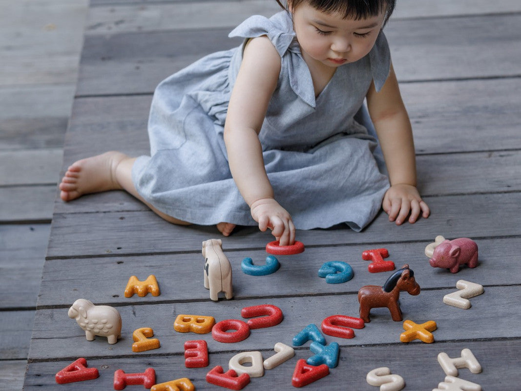 PlanToys Upper Case Alphabet - Laadlee