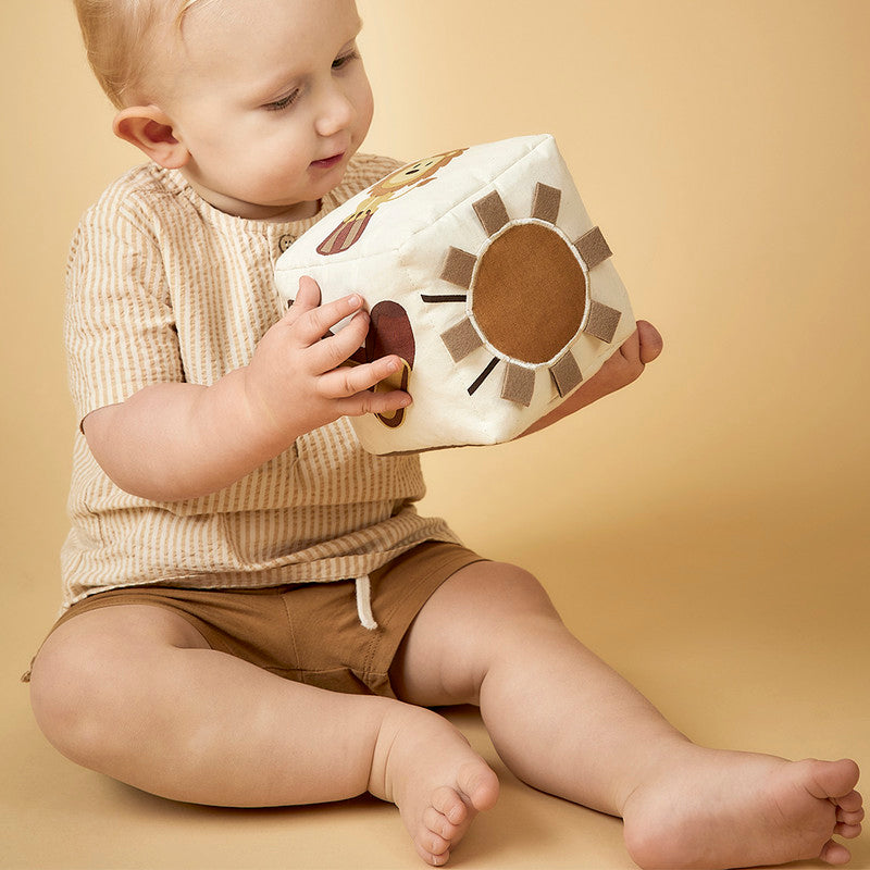 Nuuroo Jasmin Fabric Cube - Creme Circus - Laadlee