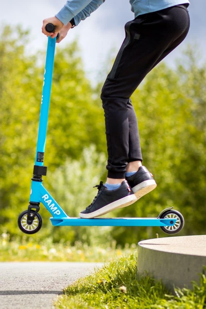Micro Ramp Scooter - Cyan - Laadlee