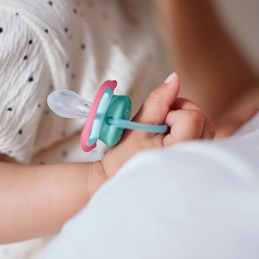 Philips Avent Freeflow Silicone Ultra Air Soother 18M+ (Pack of 2) - Laadlee