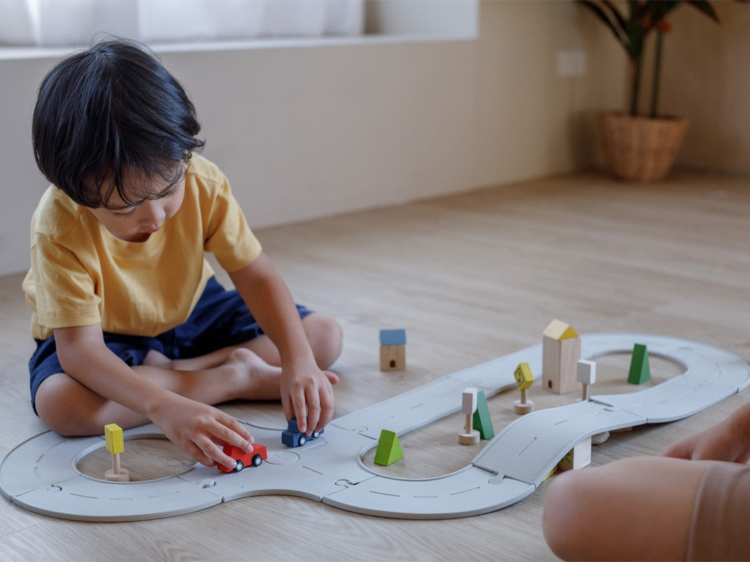 PlanToys Road & Rail - Rubber - Laadlee