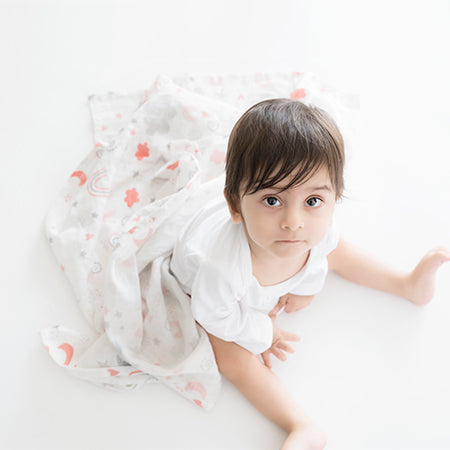 Yellow Doodle Organic Luxury Swaddle - Magical Rainbows - Laadlee