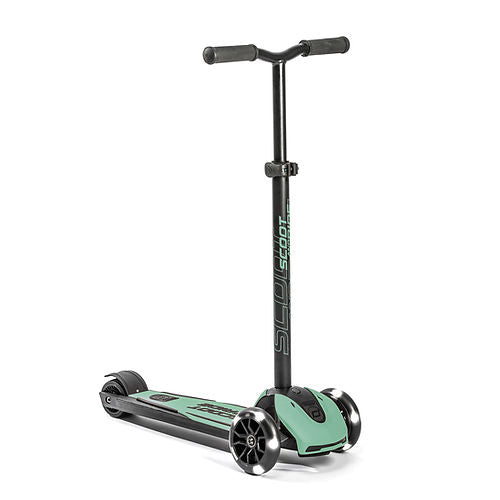 Scoot & Ride Highwaykick 5 LED - Forest - Laadlee