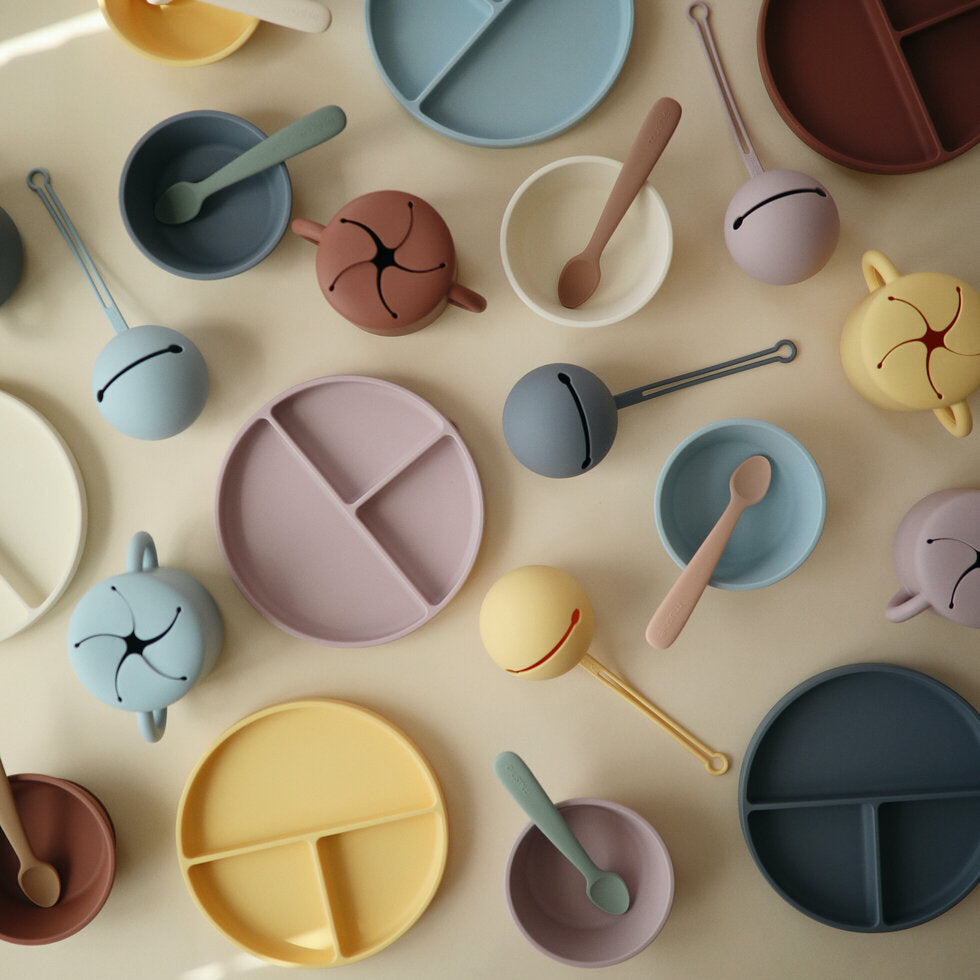 Mushie Classic Silicone Suction Plate Soft Lilac - Laadlee