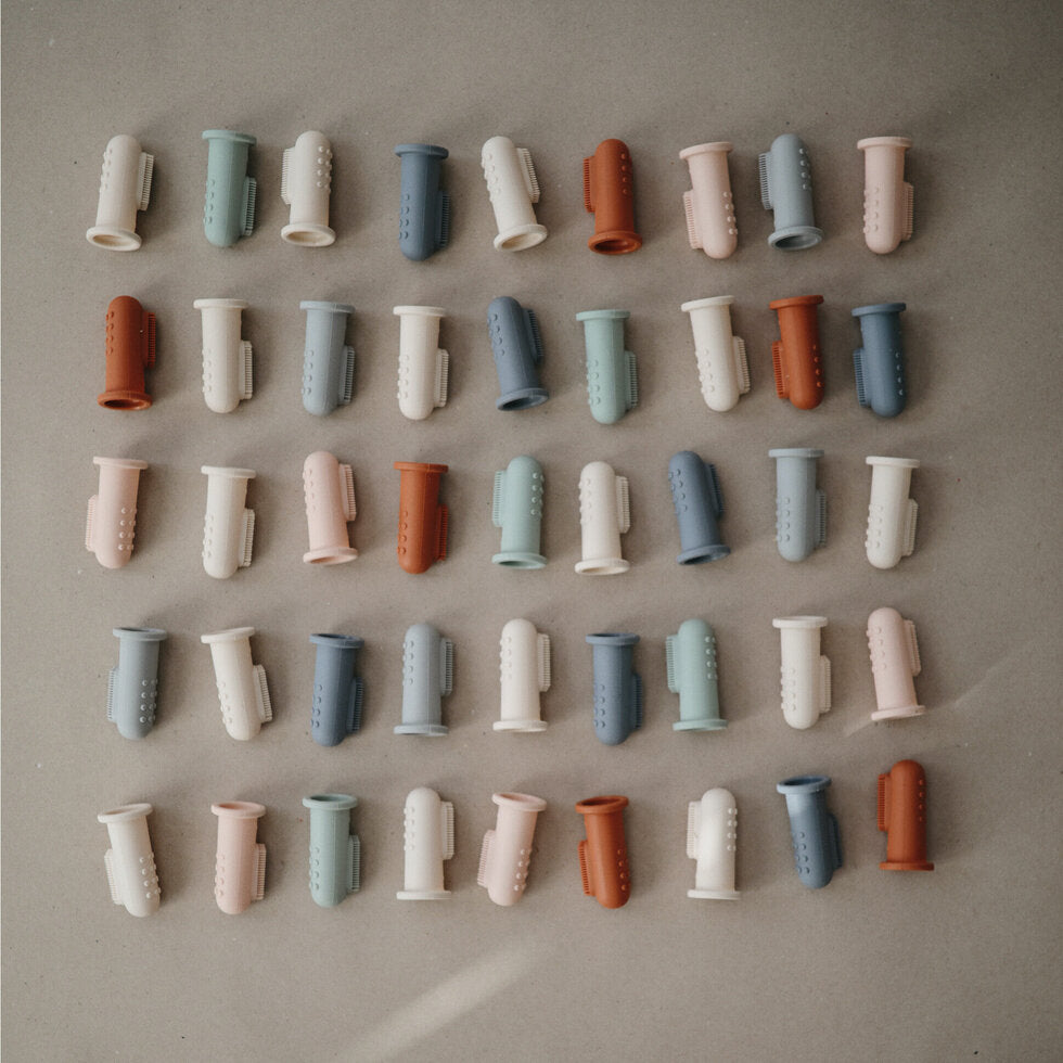 Mushie Finger Toothbrush Blush/Shifting Sand - Laadlee