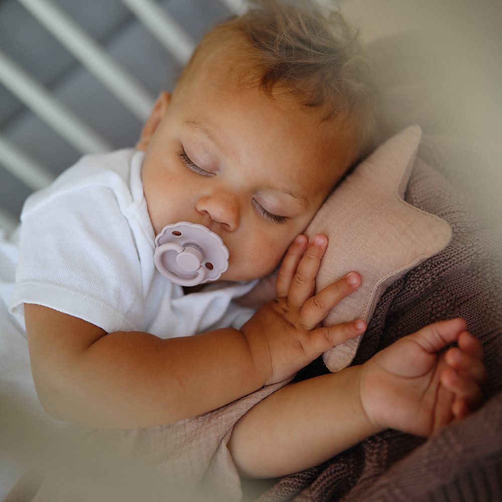 Frigg Daisy Latex Baby Pacifier 6M-18M, 2Pack, Baby Pink/Soft Lilac - Size 2 - Laadlee