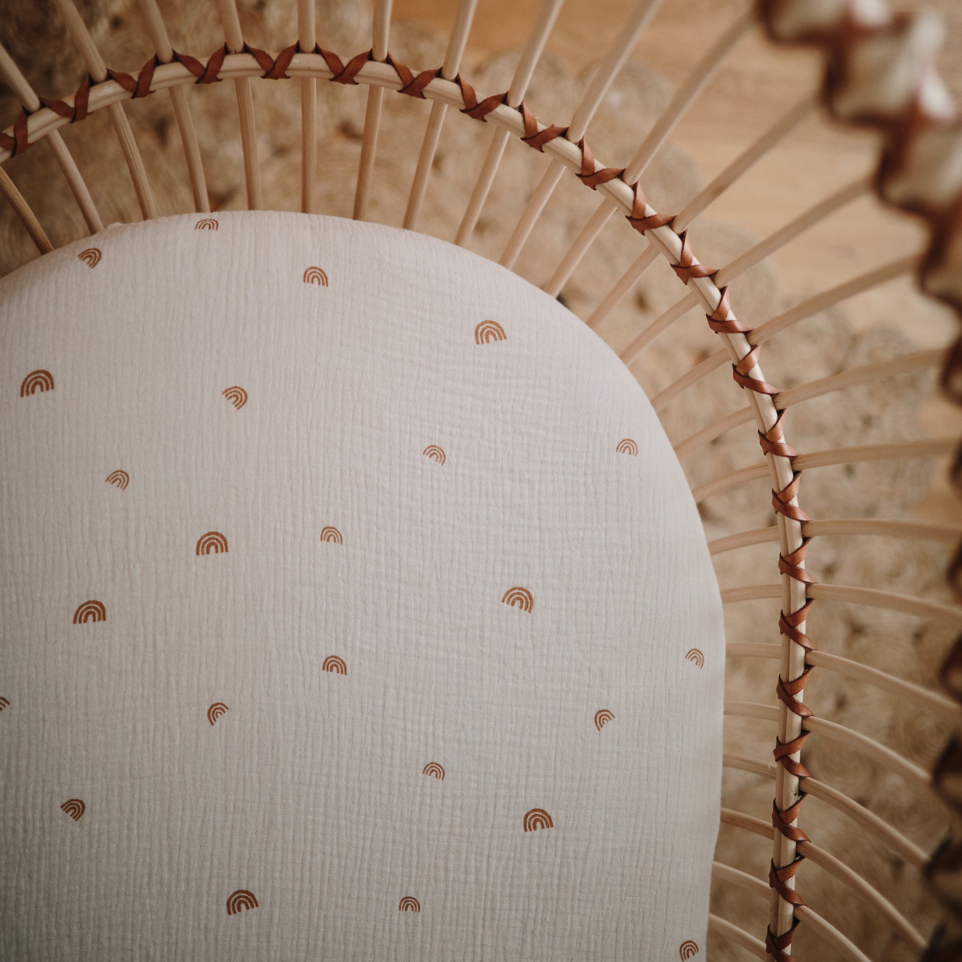 Mushie Crib Sheet Small Rainbow - Laadlee