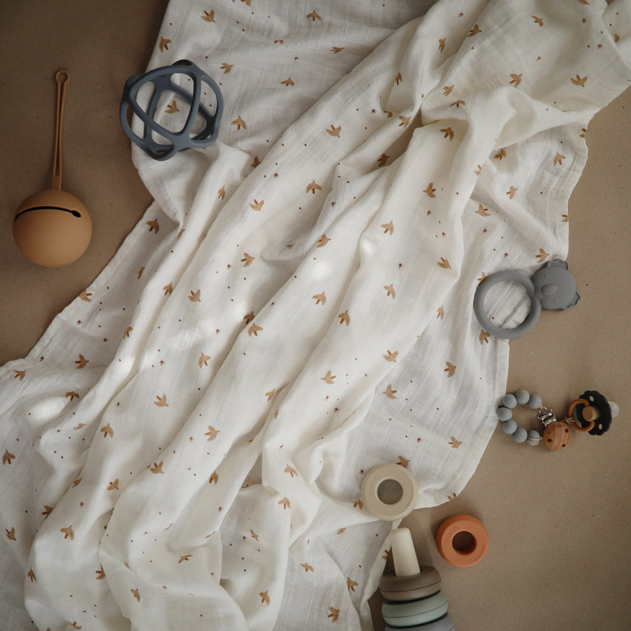 Mushie Swaddle - Sparrow - Laadlee