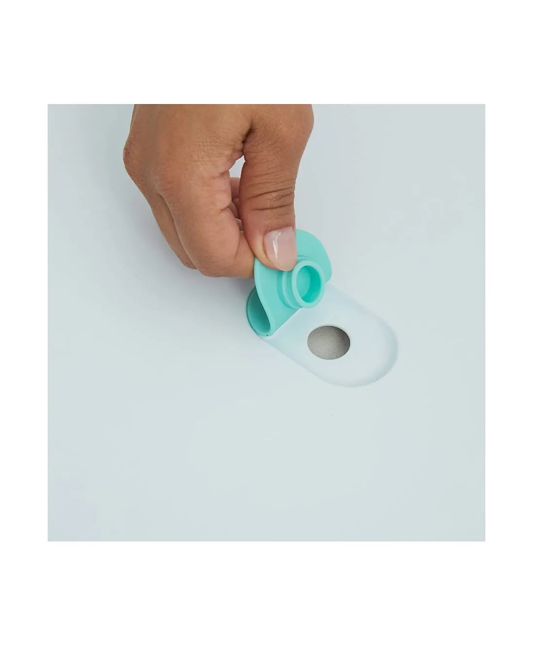 Frida Baby - 4-in-1 Baby Grow-With-Me Bath Tub With Backrest - Laadlee