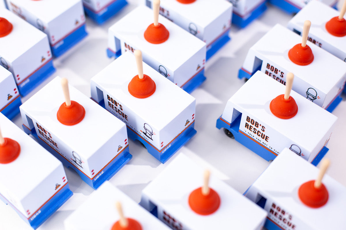 Candylab Plumbing Van - Laadlee