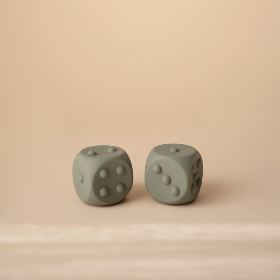 Mushie Dice Press Toy (set of 2) Dried Thyme/Natural - Laadlee