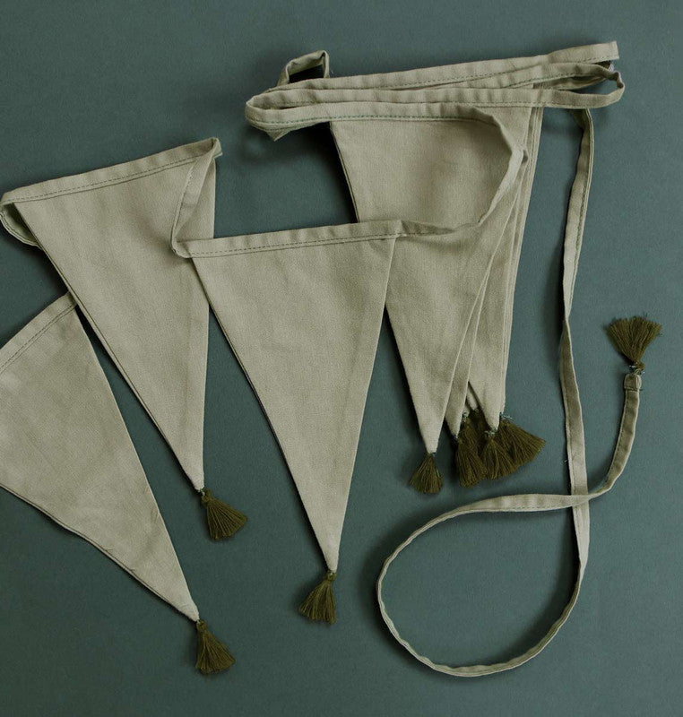 A Little Lovely Company Garland - Sage - Laadlee