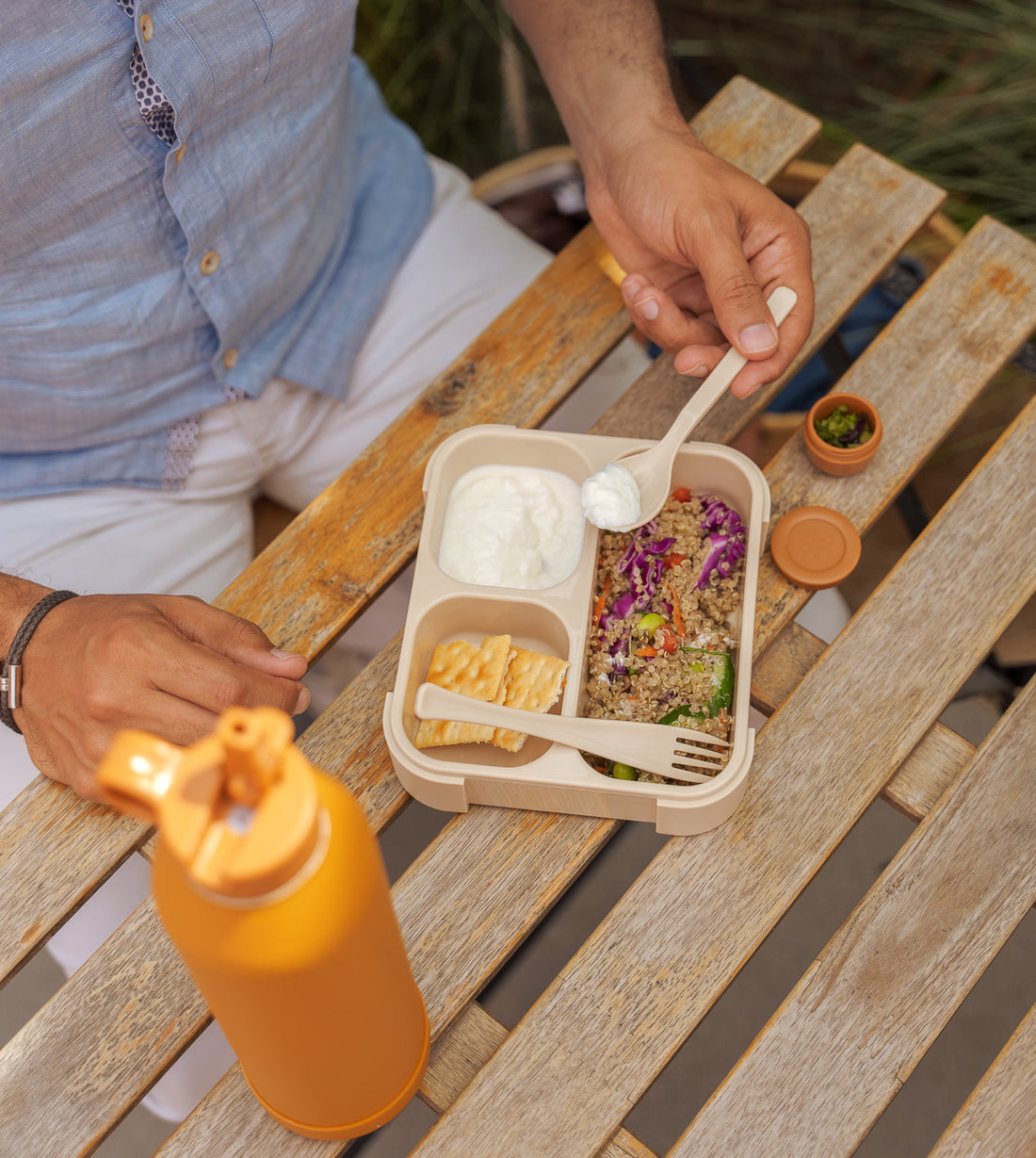 Citron Lunchbox with Fork and Spoon - Beige - Laadlee