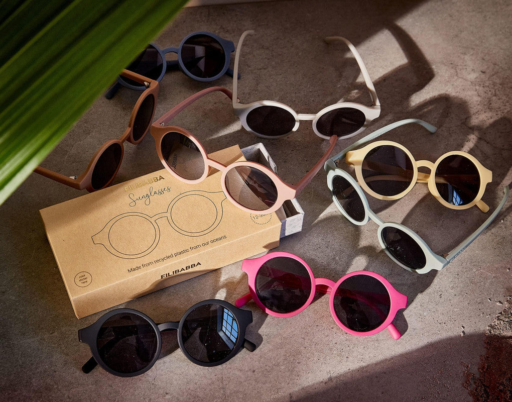 Filibabba Kids Sunglasses in Recycled Plastic - Black - Laadlee