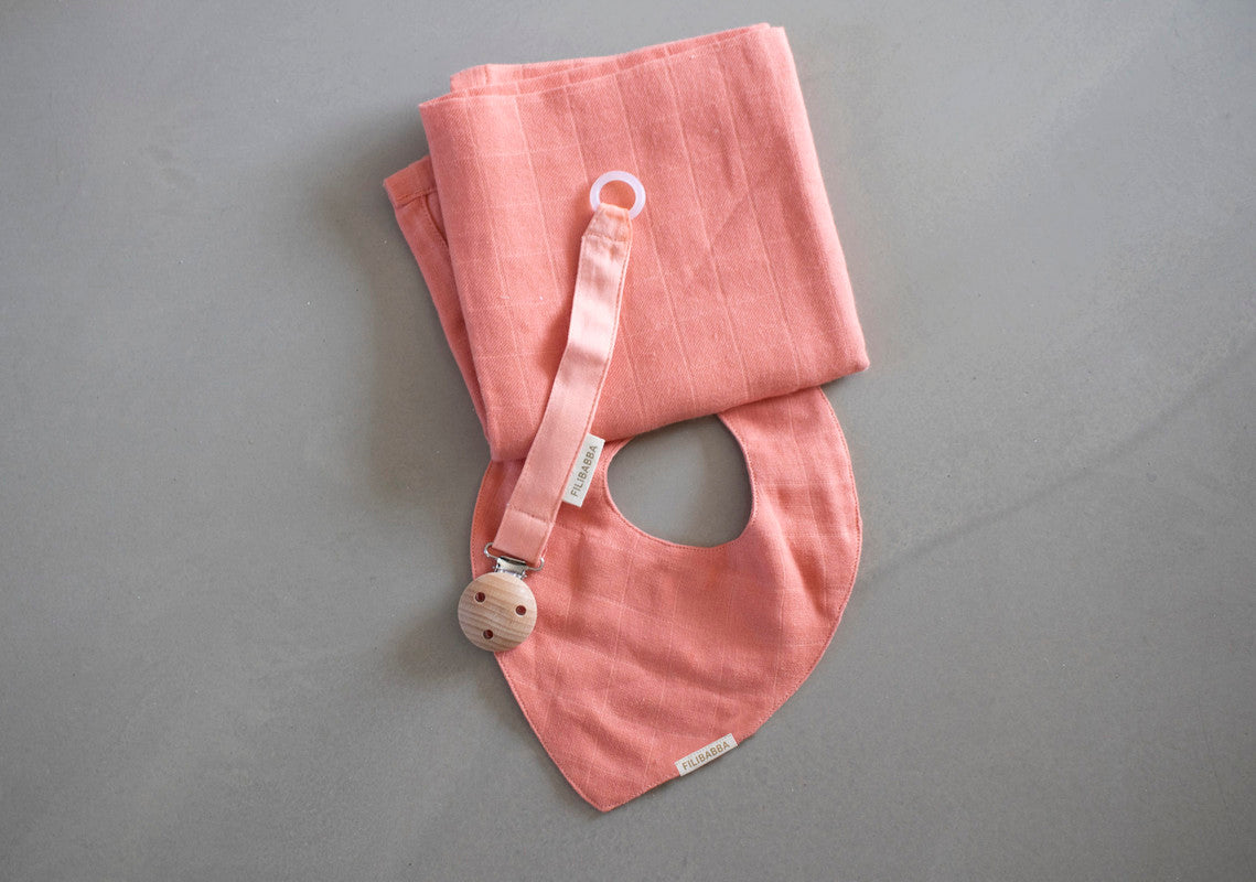 Filibabba Bib Muslin - Coral - Laadlee
