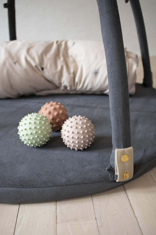 Filibabba Motor Ball Nor Stimulate Ball - Pistachio - Laadlee