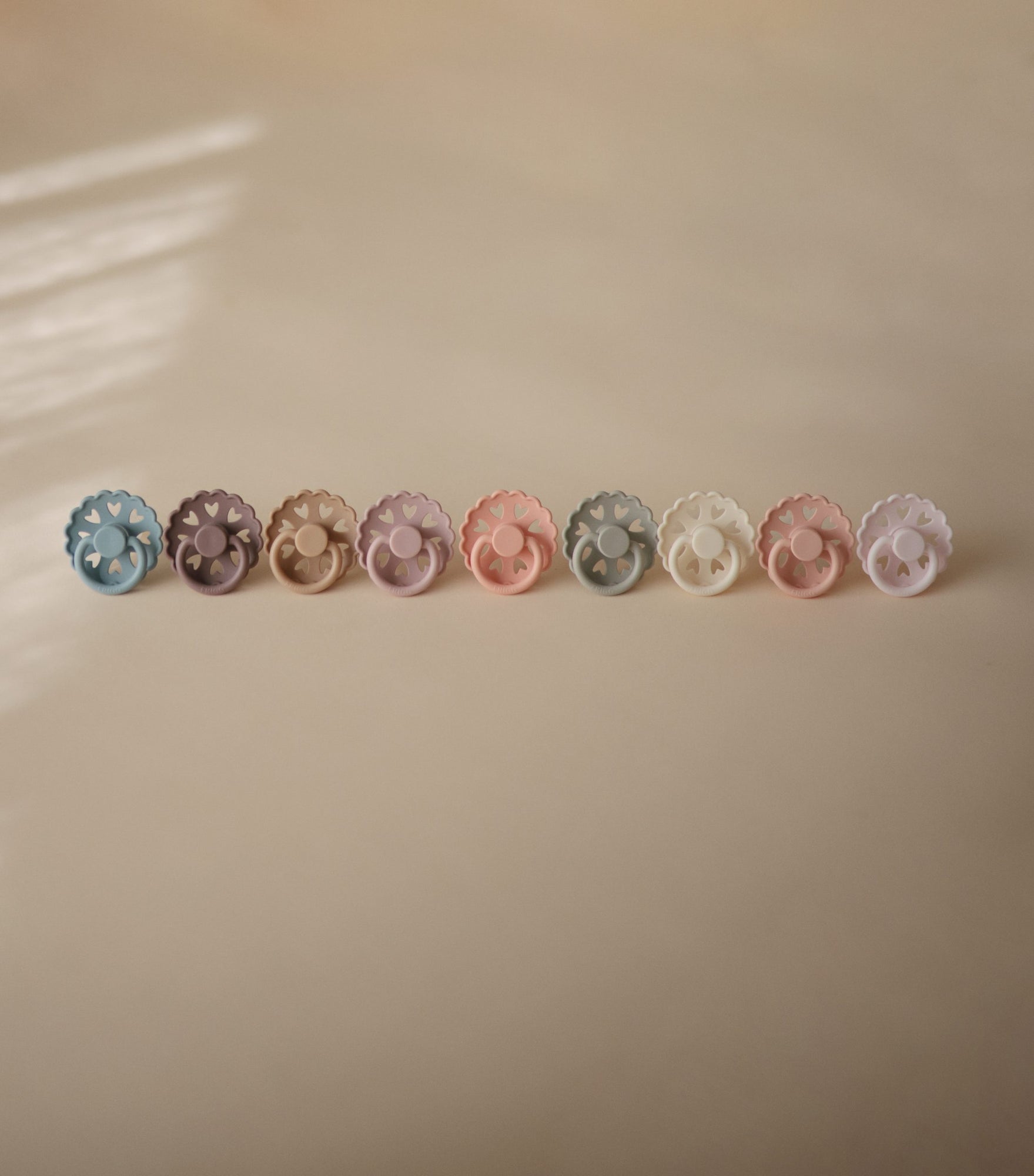 Frigg Fairytale Latex Baby Pacifier 0-6M, 1Pack, The Princess And The Pea - Size 1 - Laadlee