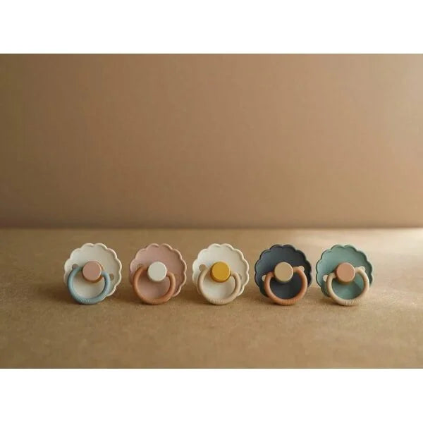 Frigg Daisy Latex Baby Pacifier 0-6M, 1Pack, Willow - Size 1 - Laadlee