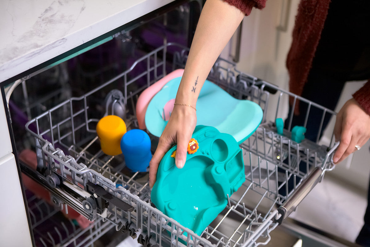 Marcus & Marcus - Creativplate With Suction - Little Pilot - Ollie - Laadlee