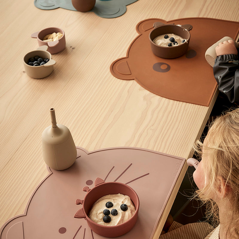 Nuuroo Adita Silicone Cup with Straw - Red Mix - Laadlee