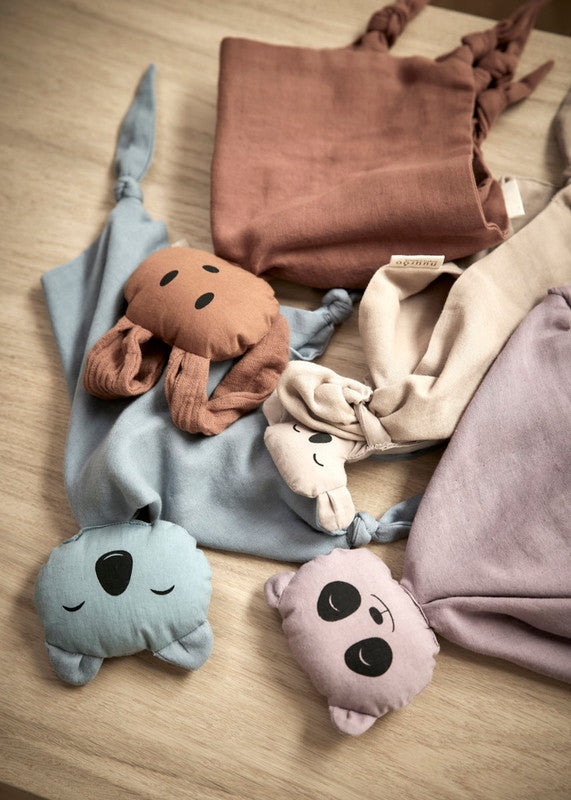 Nuuroo Arie Hugging Cloth - Cobblestone - Laadlee