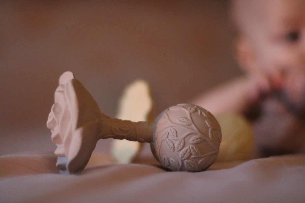 Natruba - Flower Rattle Rose - Beige - Laadlee