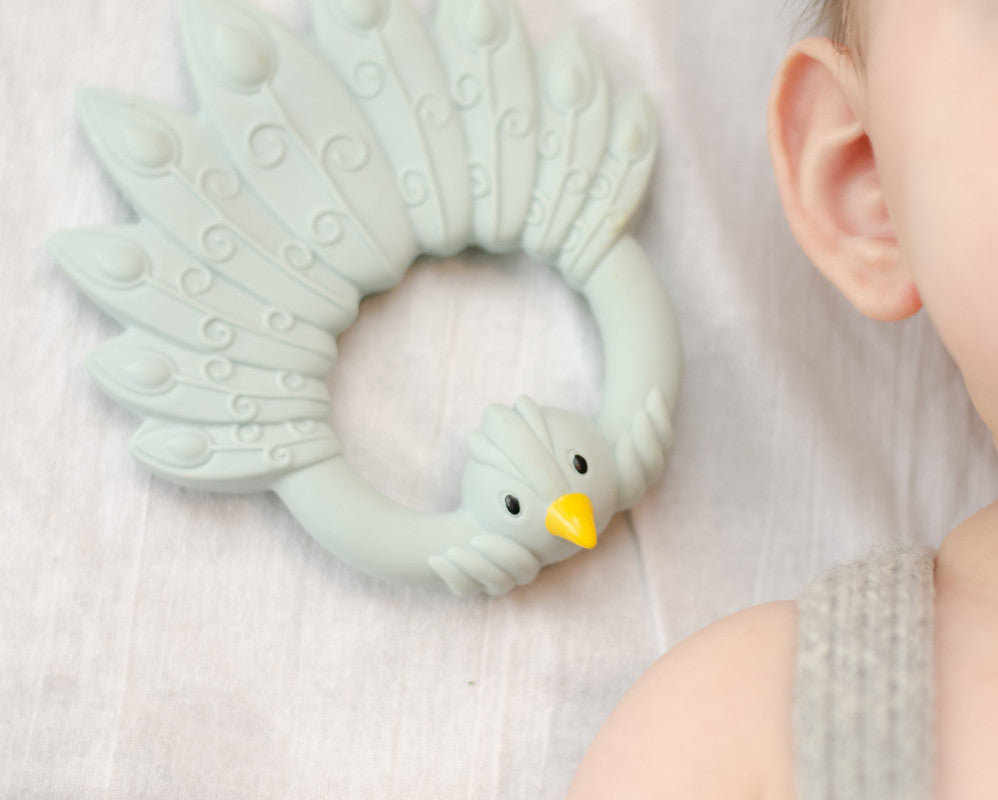 Natruba - Teether Peacock - Light Blue - Laadlee