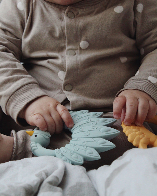 Natruba - Teether Peacock - Light Blue - Laadlee