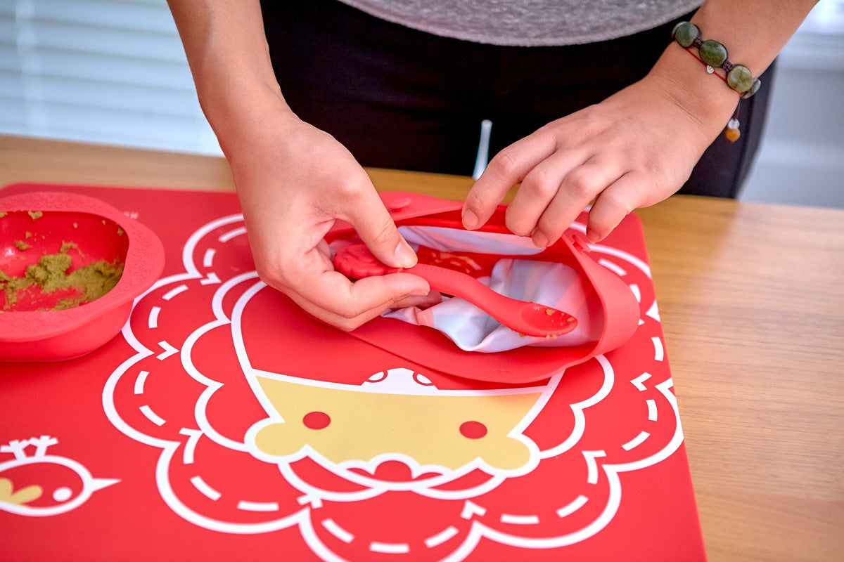 Marcus & Marcus - Travel Bib with Cutlery Pouch - Laadlee