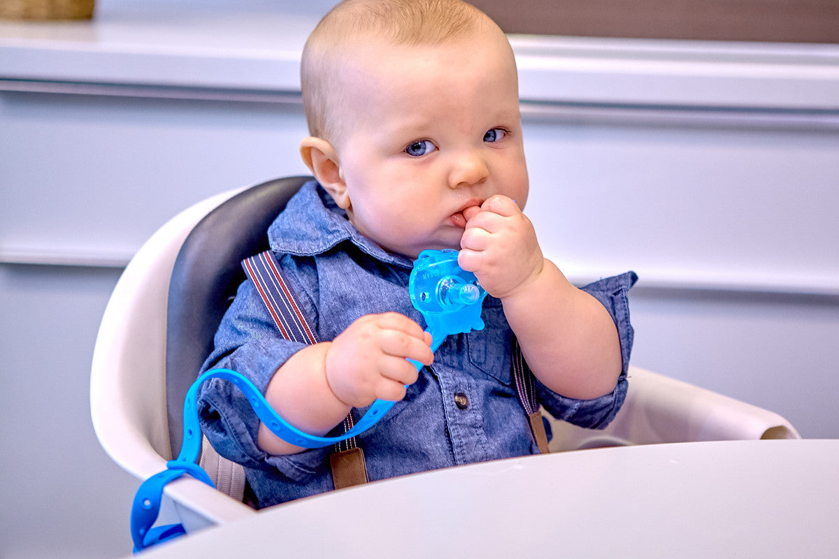 Marcus & Marcus - Silicone Flip N'Strap Pacifier Holder - Blue - Laadlee