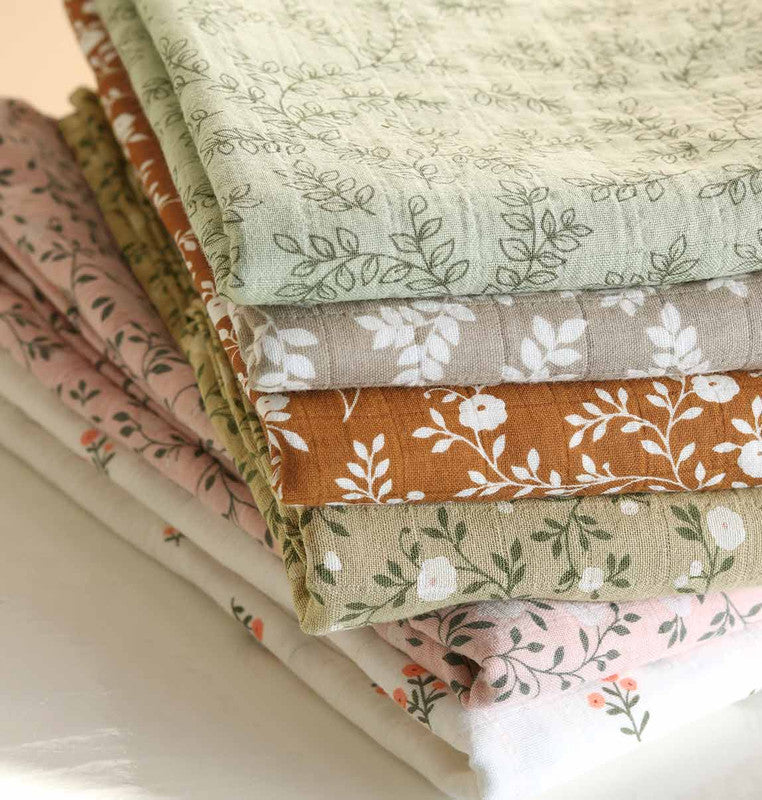 A Little Lovely Company Muslin Cloth XL - Leaves - Sage - Laadlee