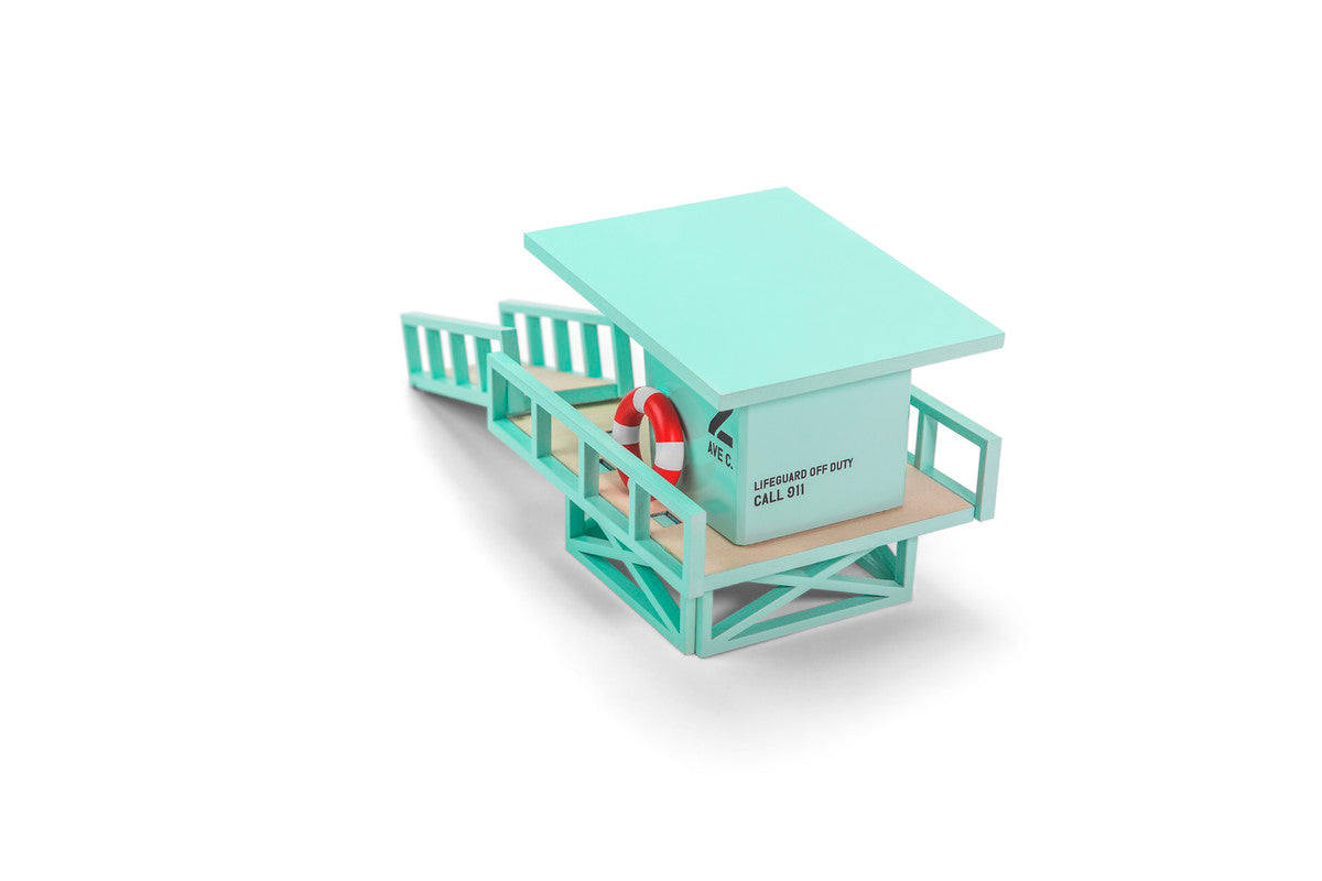 Candylab Malibu Beach Tower - Laadlee