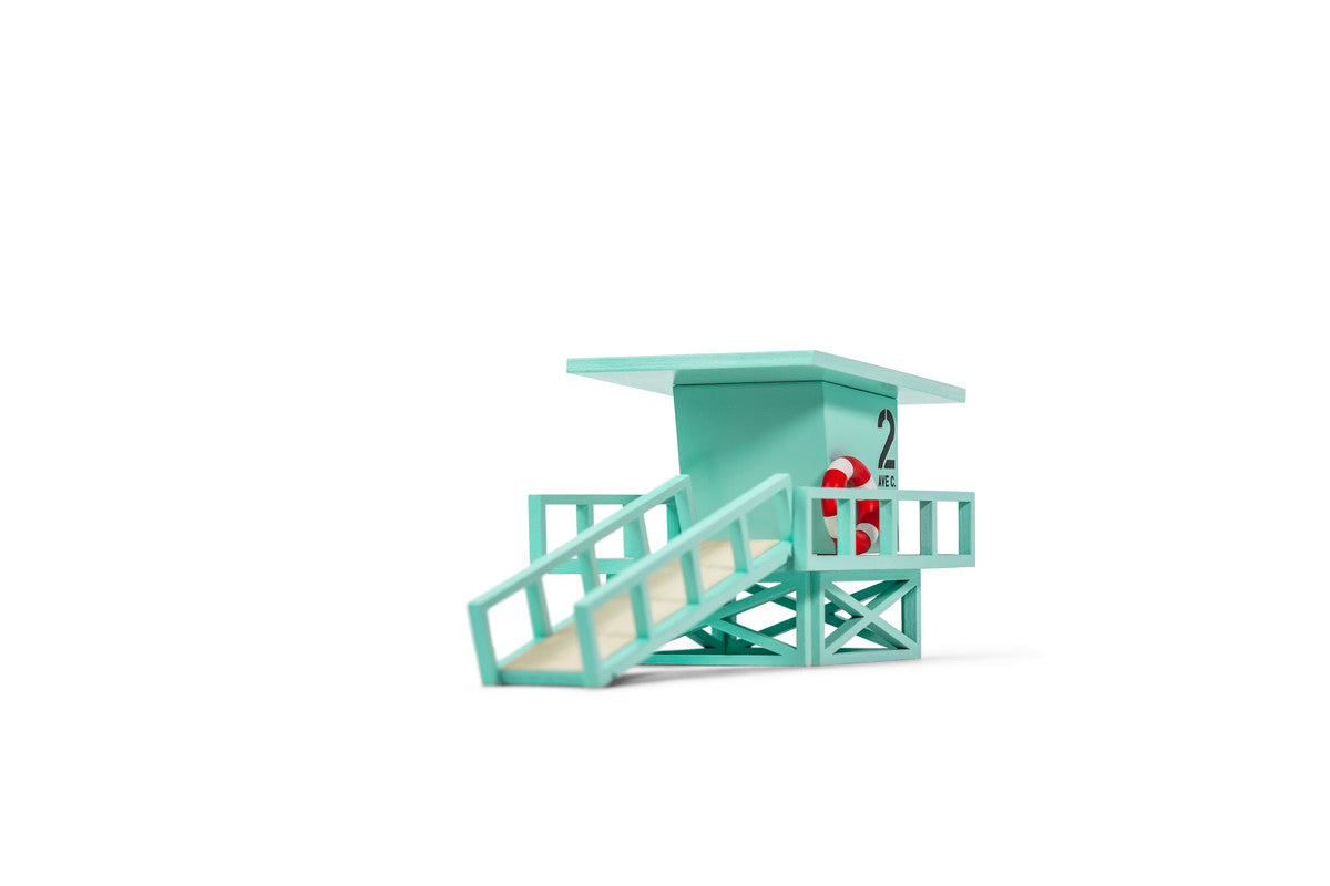 Candylab Malibu Beach Tower - Laadlee