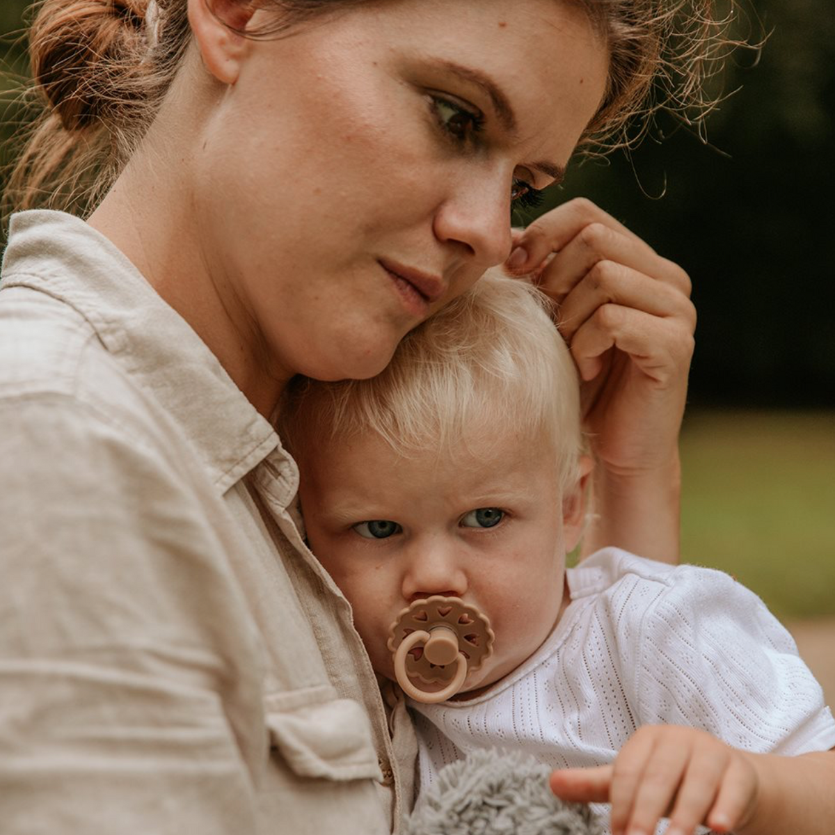 Frigg Fairytale Latex Baby Pacifier 6M-18M, 2Pack, Silky Satin/ Willow Grey - Size 2 - Laadlee