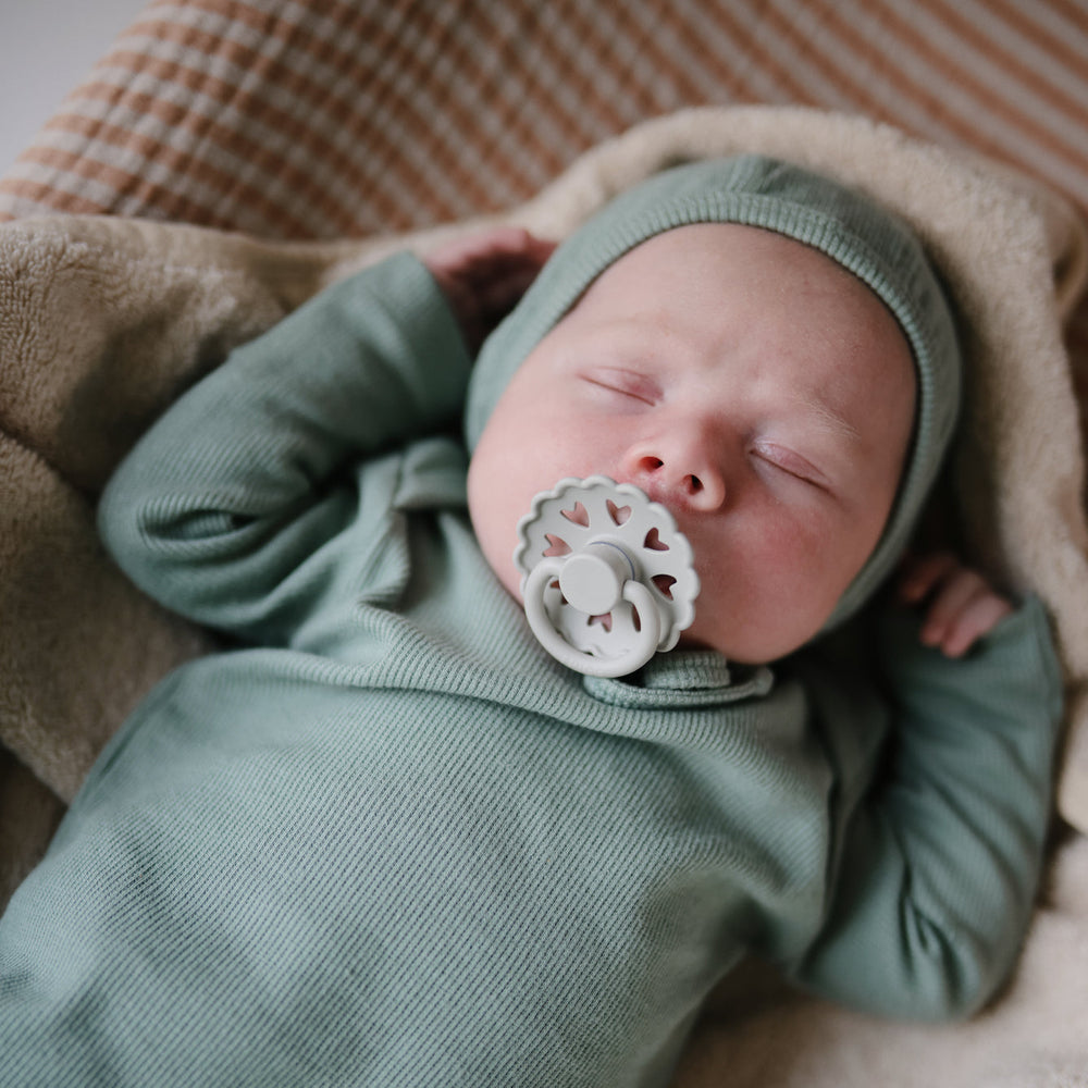 Frigg Fairytale Latex Baby Pacifier 6M-18M, 2Pack, Cream/Stone Blue - Size 2 - Laadlee