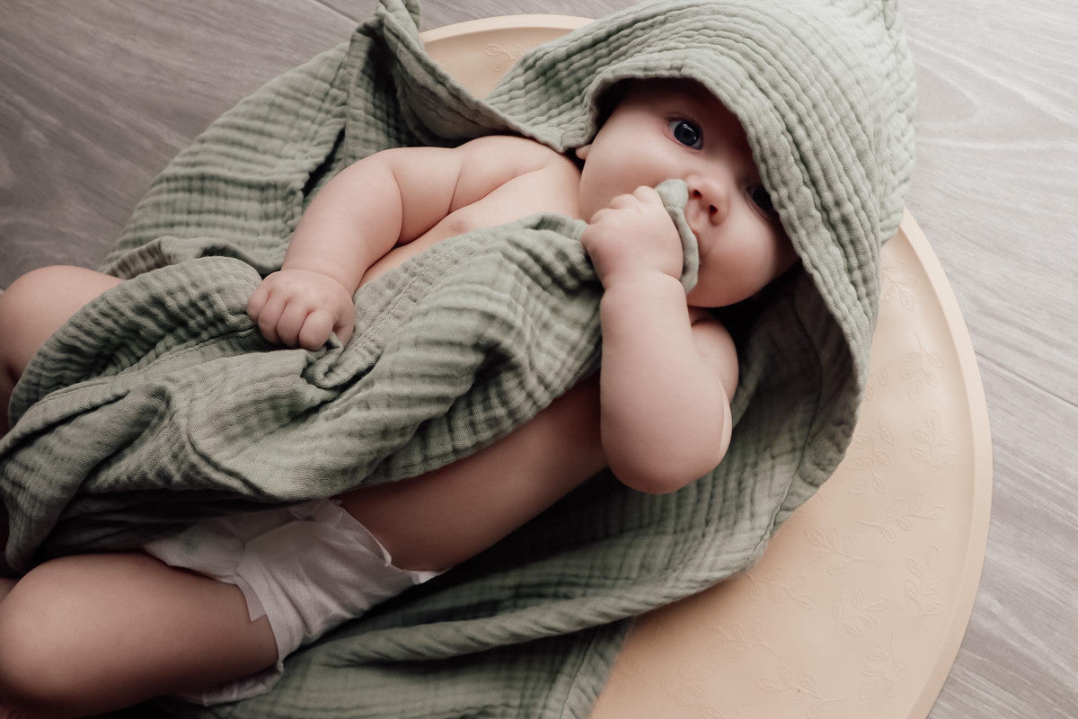 Natruba - Baby Hooded Bath Towel - Green - Laadlee