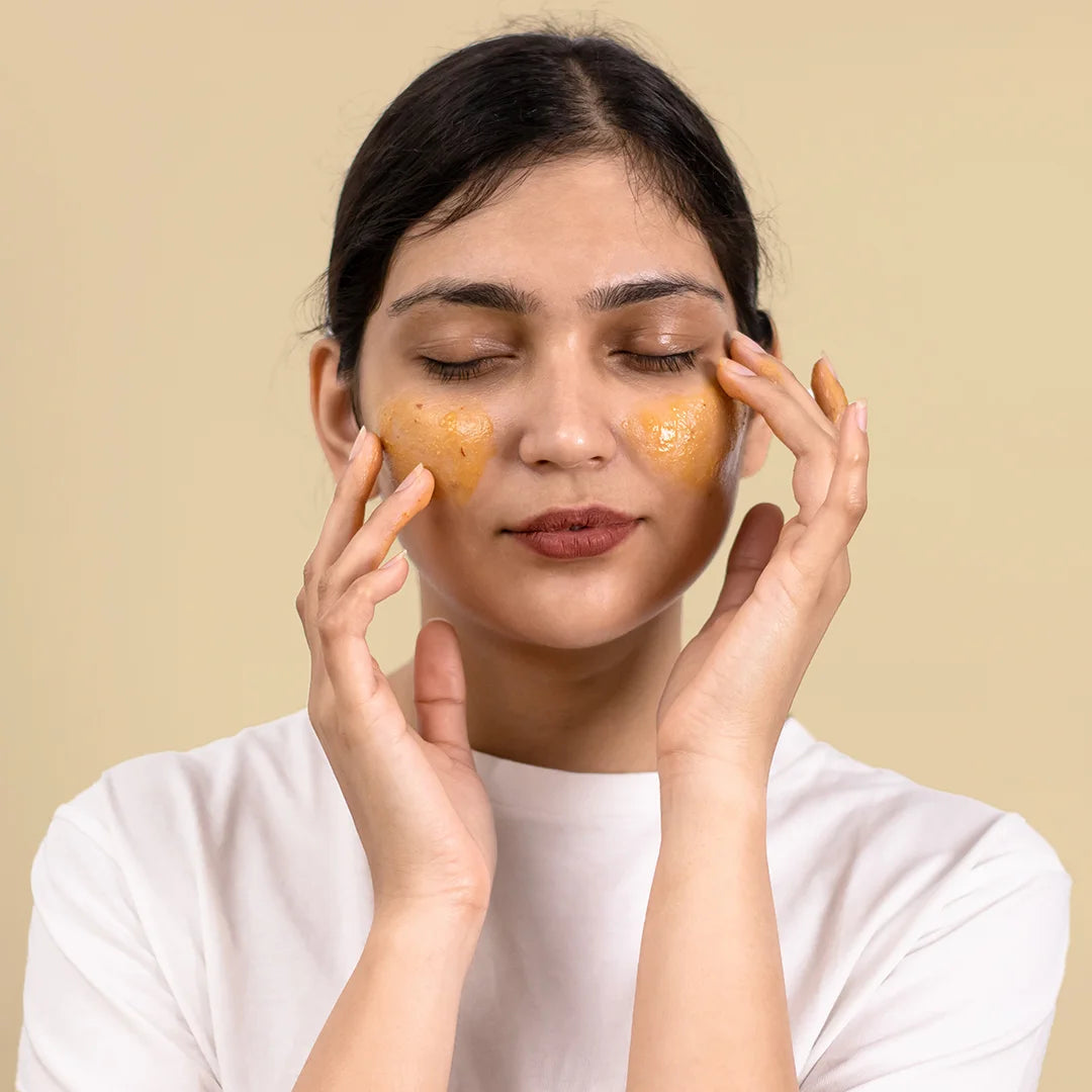 Mother Sparsh Turmeric & Kashmiri Saffron Ubtan Face Wash - 100ml - Laadlee