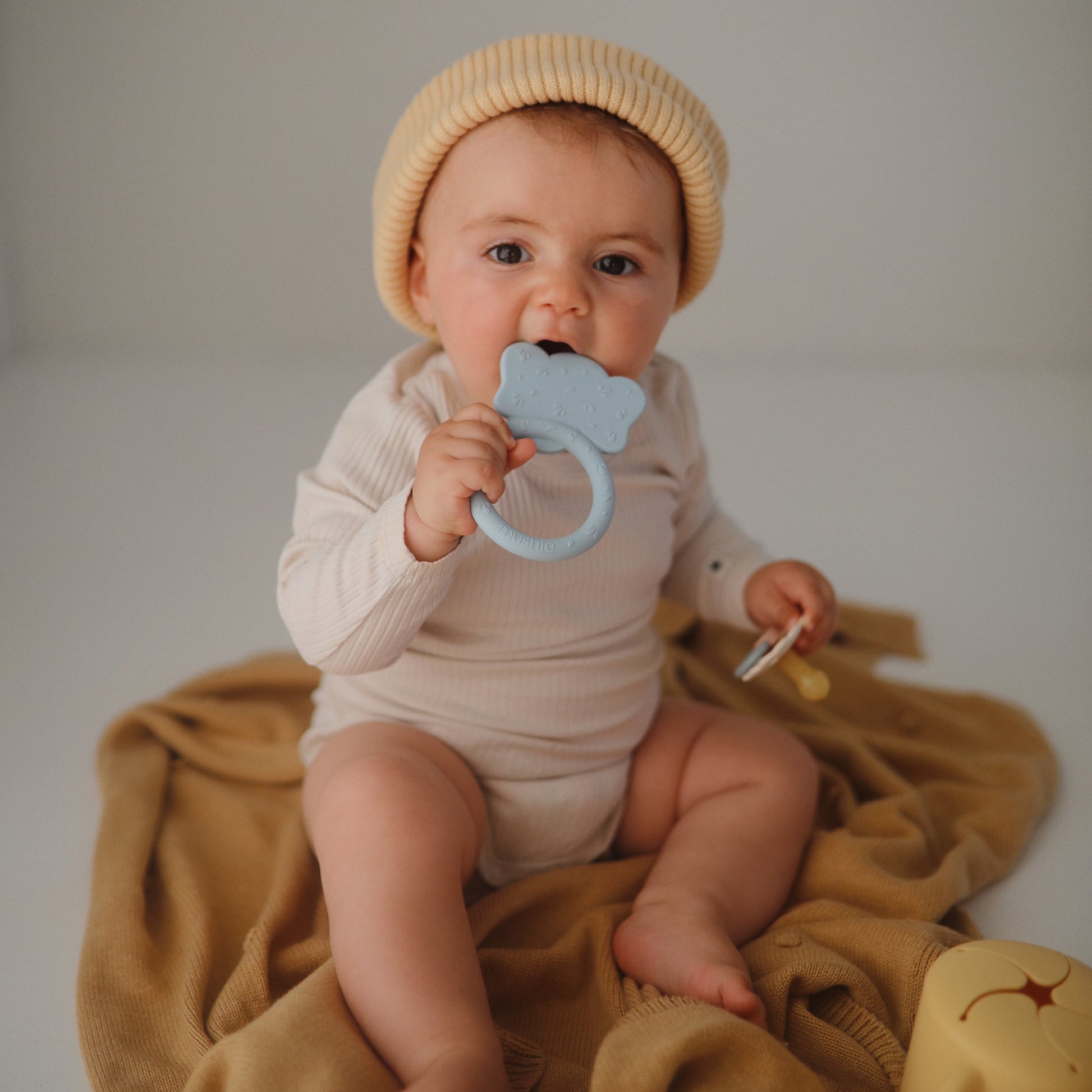 Mushie Teether Elephant Cloud - Laadlee