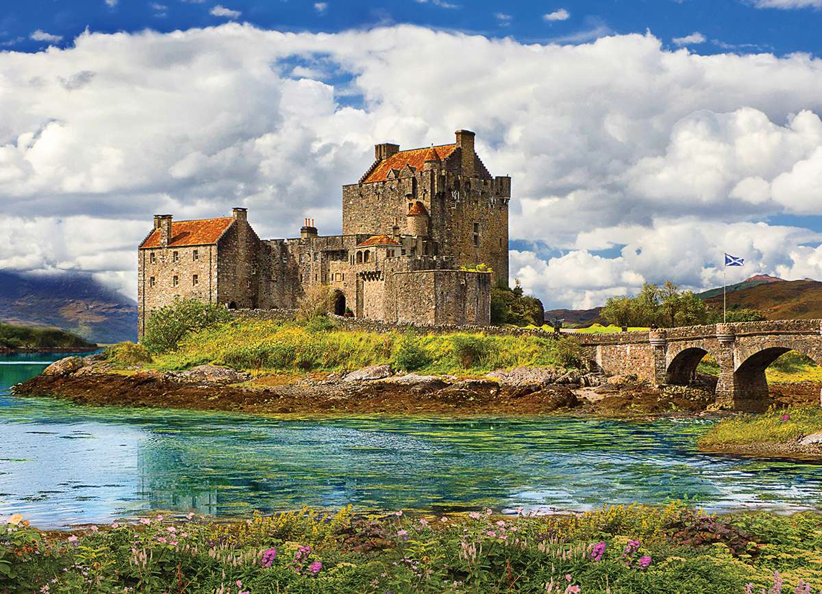 EuroGraphics Eilean Donan Castle - Scotland 1000 Pieces Puzzle - Laadlee