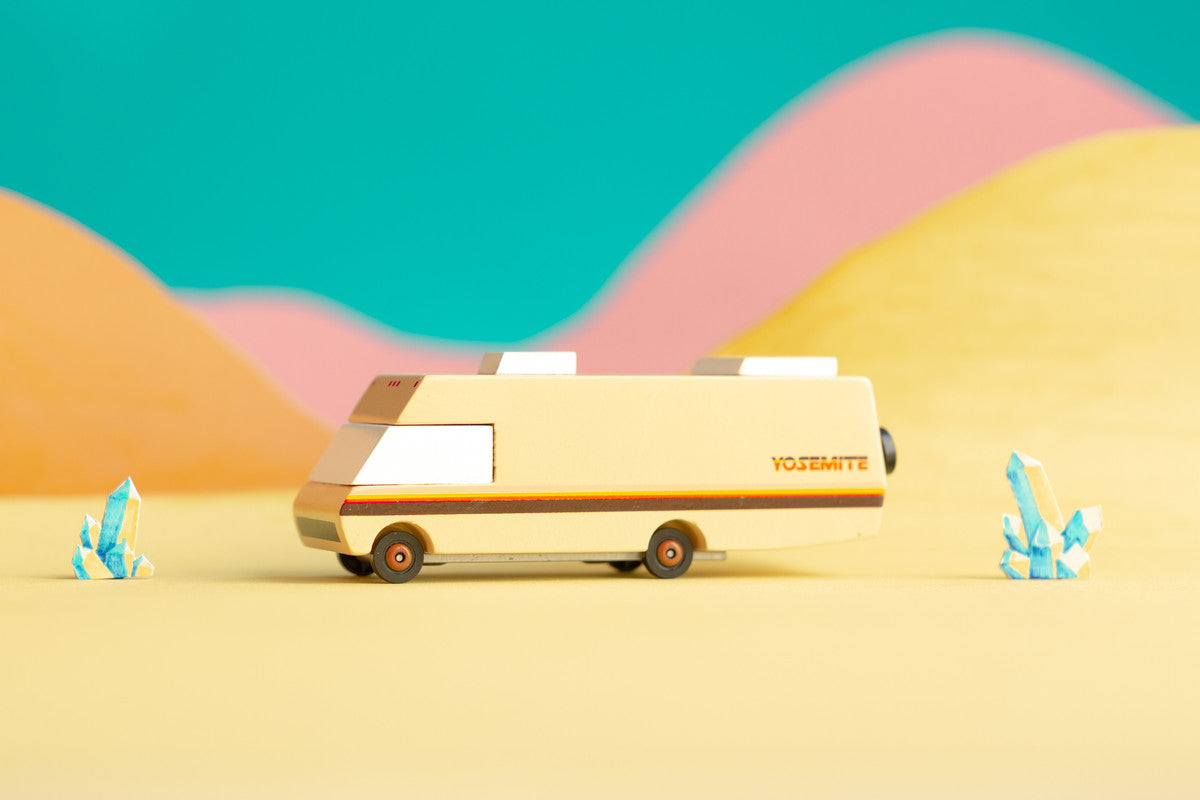 Candylab Yosemite Rv Truck - Laadlee