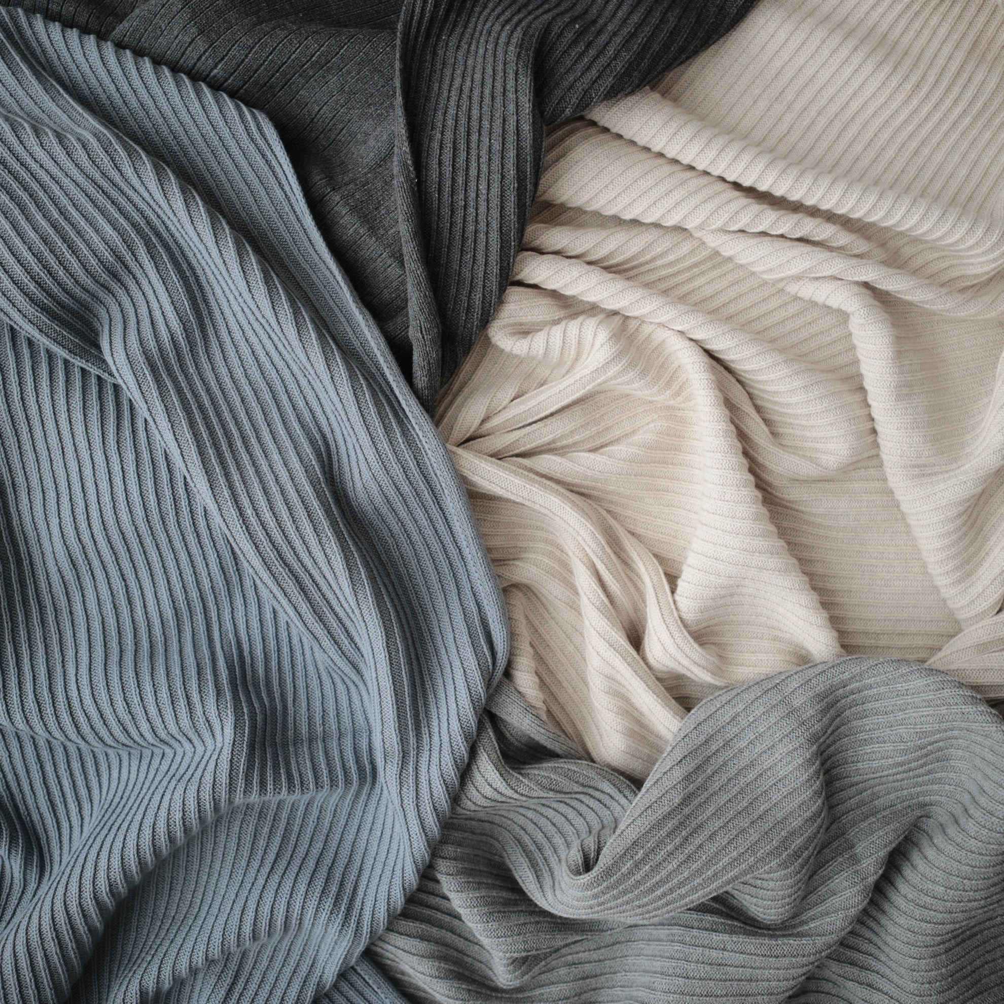 Mushie Knitted Baby Blanket Ribbed Gray Melange - Laadlee