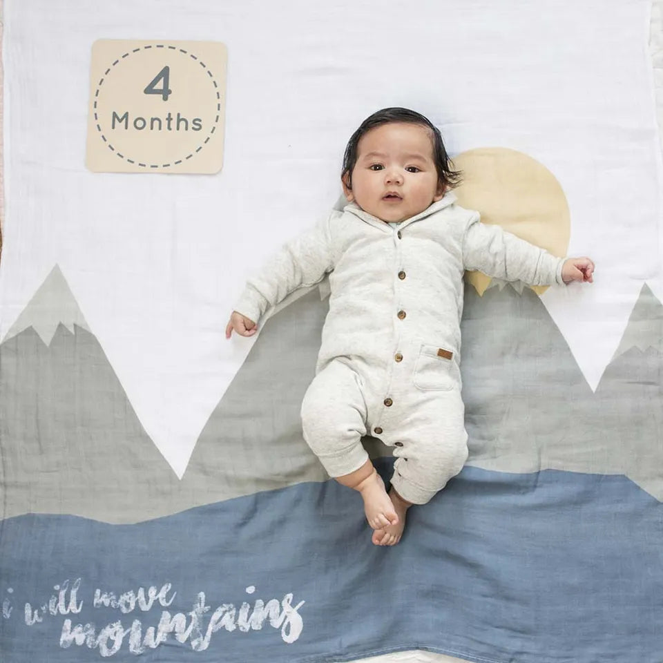 Lulujo Baby's First Year™ Blanket & Cards Set - I Move Mountains - Laadlee